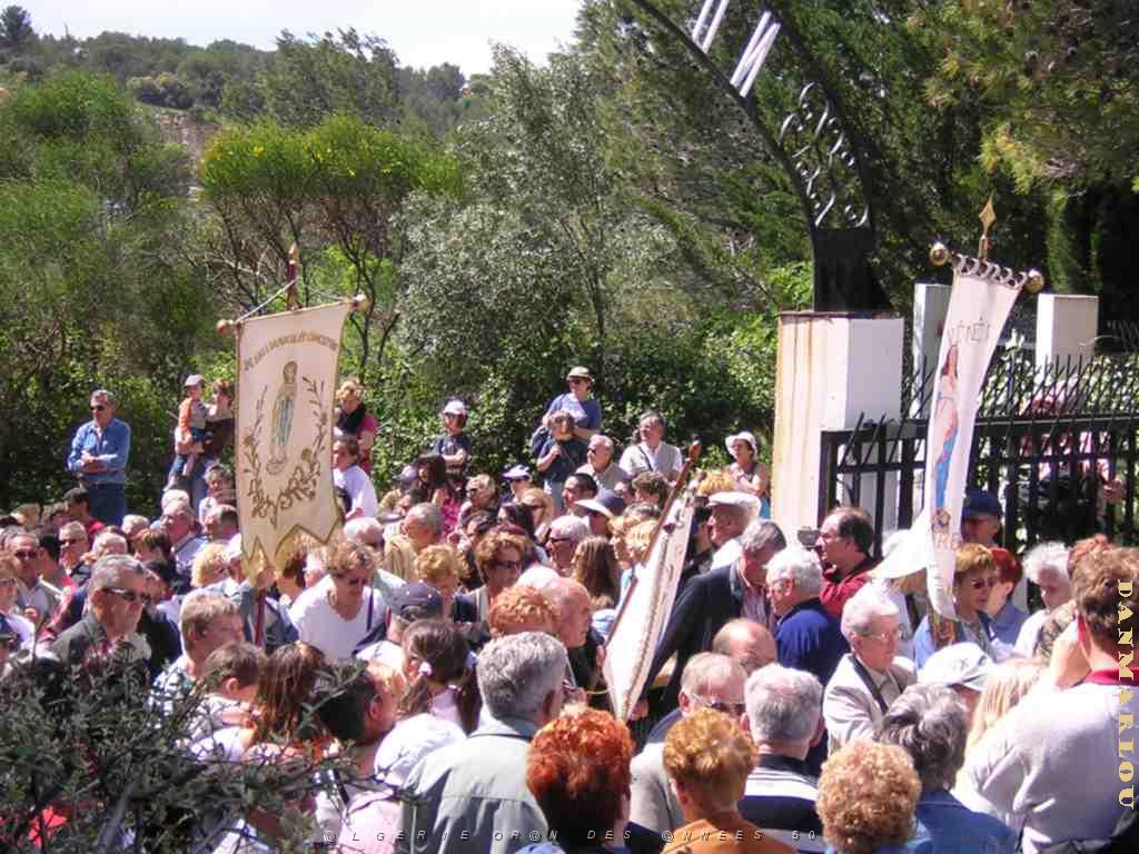 NIMES JEUDI 05 MAI 2005 ELISABETH ASENCIO 030.JPG